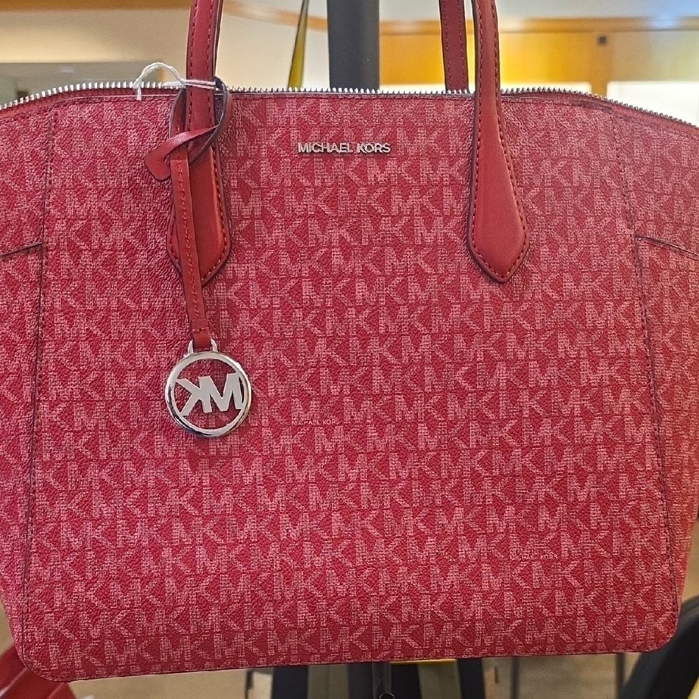 Michael Kors Signature Pink Tote